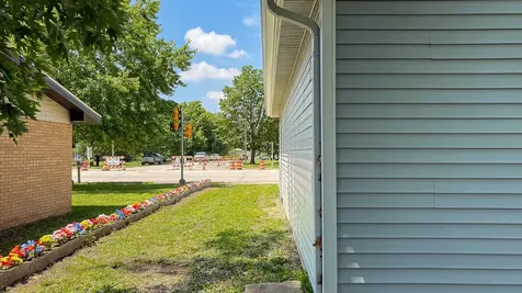 1516 North Mattis Avenue Champaign IL 61821