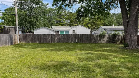 1516 North Mattis Avenue Champaign IL 61821