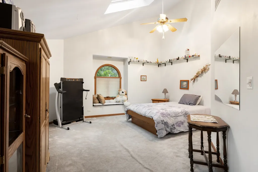 316 East Highland Avenue Villa Park IL 60181