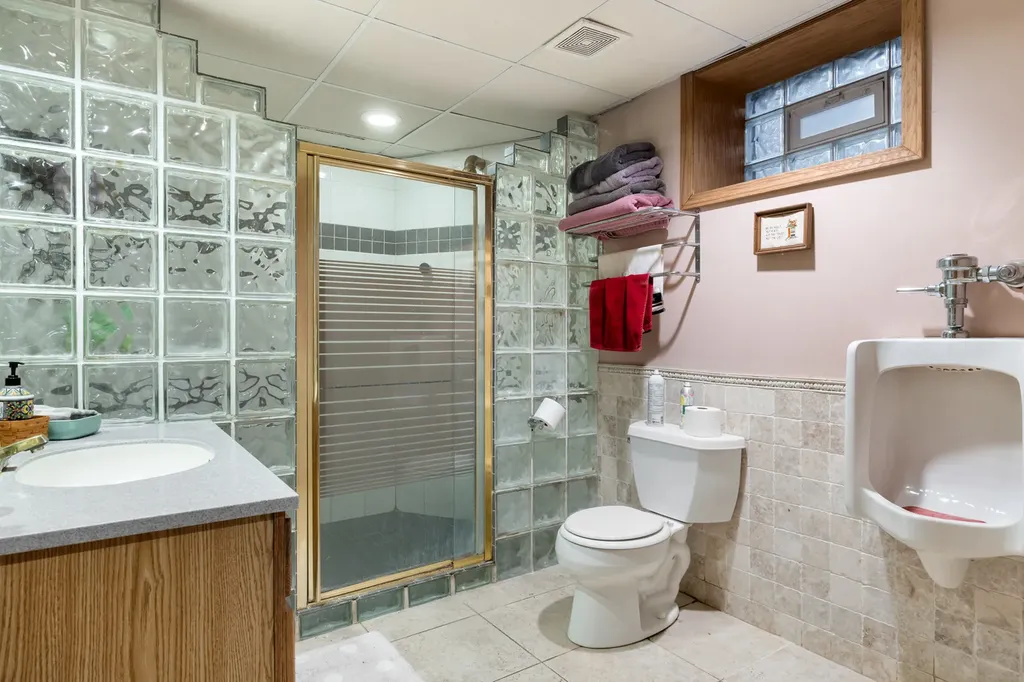 316 East Highland Avenue Villa Park IL 60181