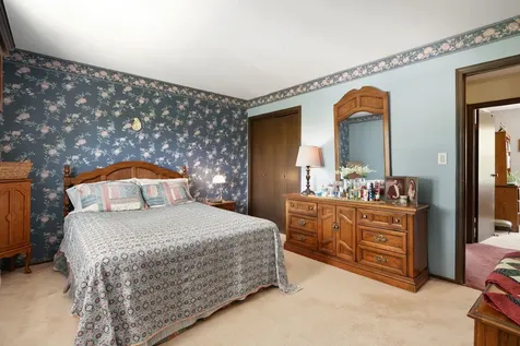 1140 Rosedale Lane Hoffman Estates IL 60169