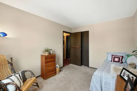 1140 Rosedale Lane Hoffman Estates IL 60169