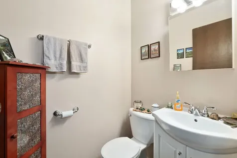 1140 Rosedale Lane Hoffman Estates IL 60169