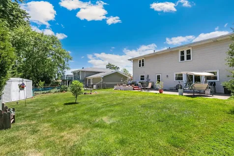 1140 Rosedale Lane Hoffman Estates IL 60169