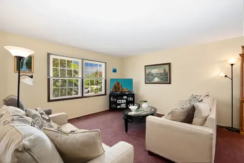 1140 Rosedale Lane Hoffman Estates IL 60169