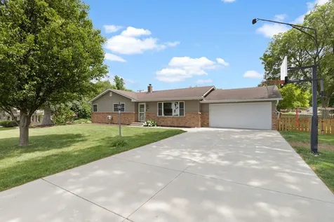 2103 Delcy Drive Rockford IL 61107