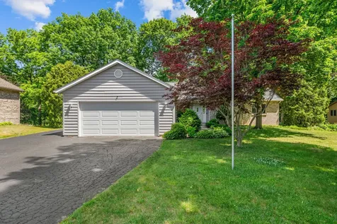 511 Trading Post Trail Rockton IL 61072