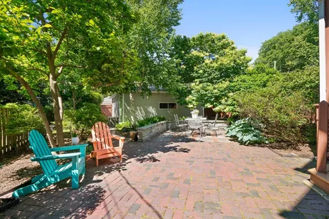 1107 Grant Street Evanston IL 60201