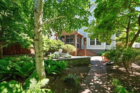 1107 Grant Street Evanston IL 60201