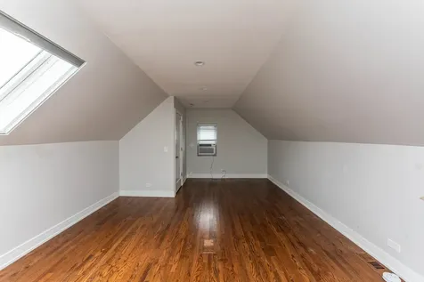 2045 North Wolcott Avenue Chicago IL 60614
