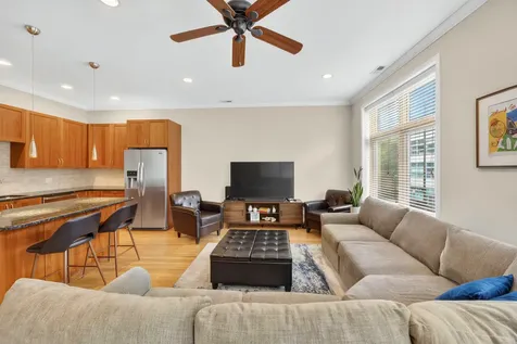 2245 West North Avenue Chicago IL 60647
