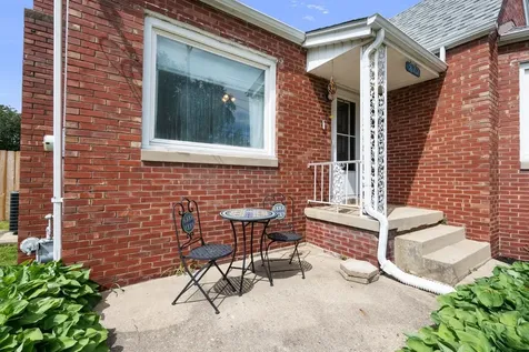 522 Pine Street Kewanee IL 61443