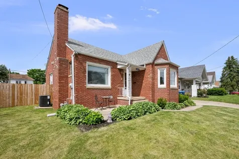 522 Pine Street Kewanee IL 61443