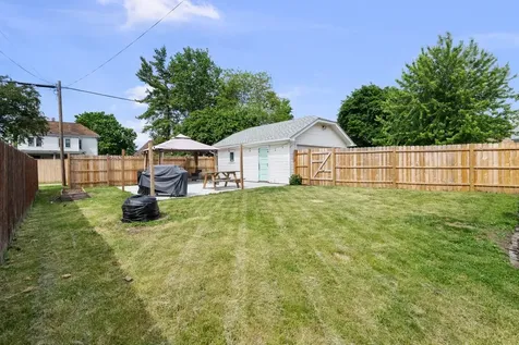522 Pine Street Kewanee IL 61443