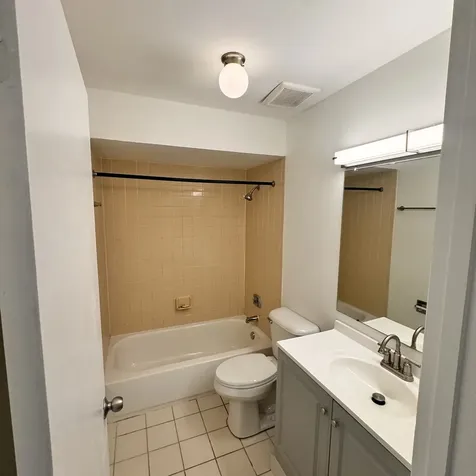 811 South Dwyer Avenue Arlington Heights IL 60005