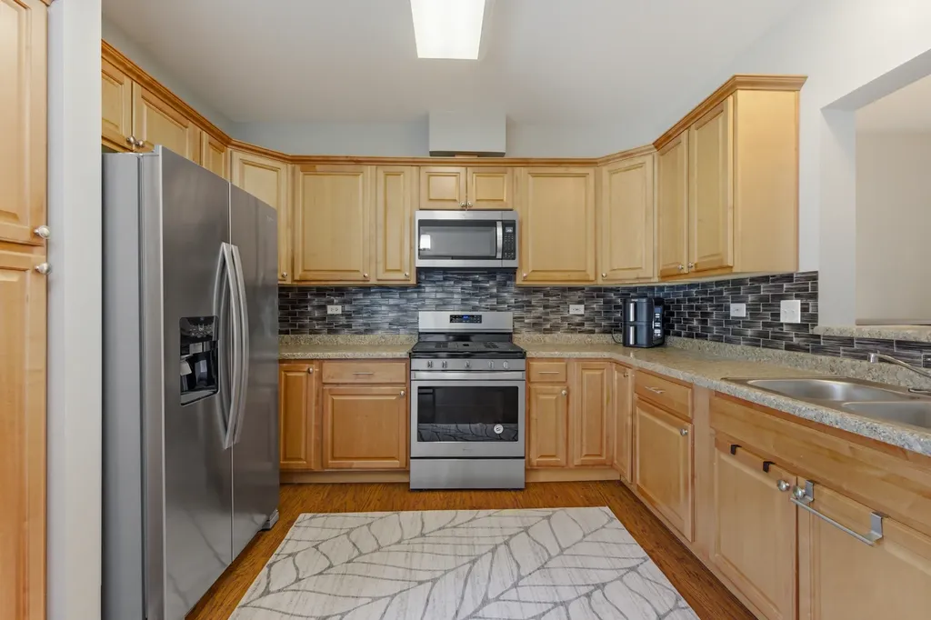 2378 Oakfield Court Aurora IL 60503