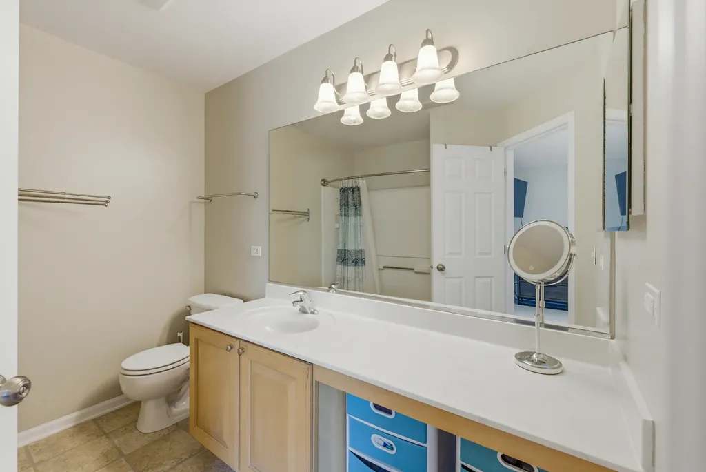 2378 Oakfield Court Aurora IL 60503