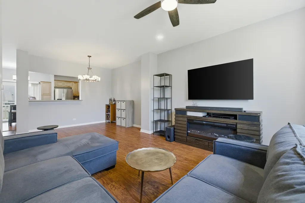 2378 Oakfield Court Aurora IL 60503