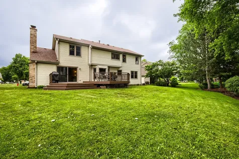 196 Constitution Drive Bloomingdale IL 60108