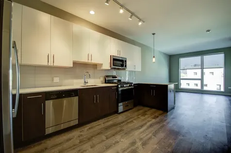 851 West Grand Avenue Chicago IL 60642