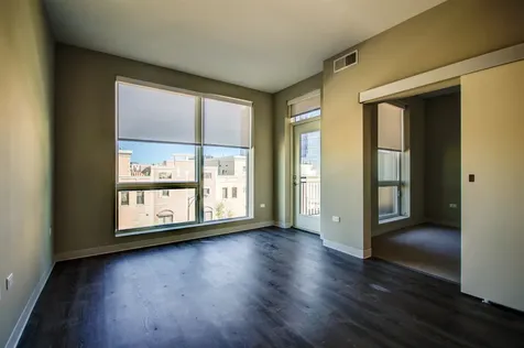 851 West Grand Avenue Chicago IL 60642