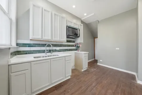 2626 West Wilcox Street Chicago IL 60612