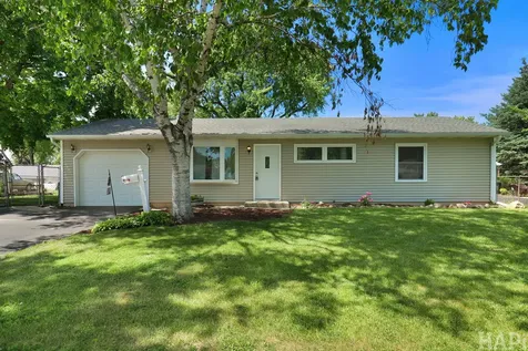 37178 North Grandwood Drive Gurnee IL 60031