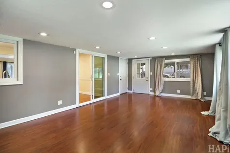 37178 North Grandwood Drive Gurnee IL 60031