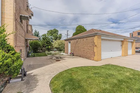 2001 North 73rd Court Elmwood Park IL 60707