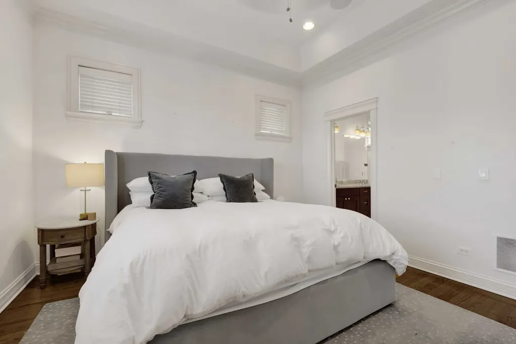 1520 West Diversey Parkway Chicago IL 60614