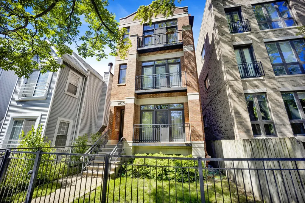 1520 West Diversey Parkway Chicago IL 60614