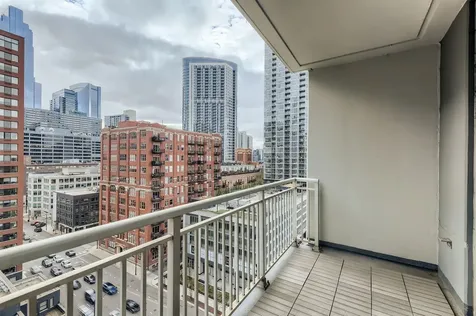 330 West Grand Avenue Chicago IL 60654