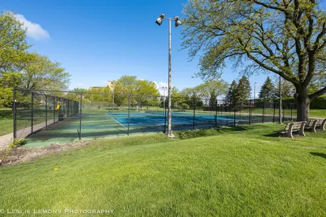77 Lake Hinsdale Drive Willowbrook IL 60527