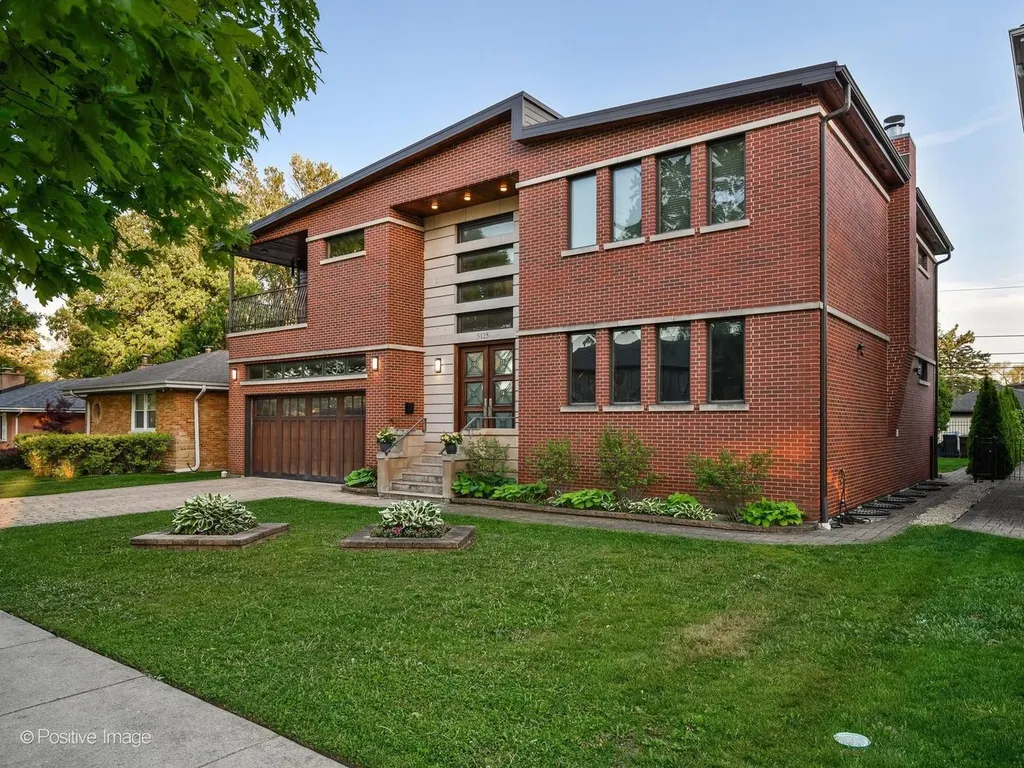 5125 Lunt Avenue Skokie IL 60077