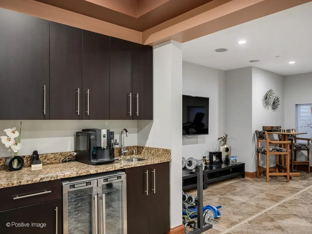 5125 Lunt Avenue Skokie IL 60077