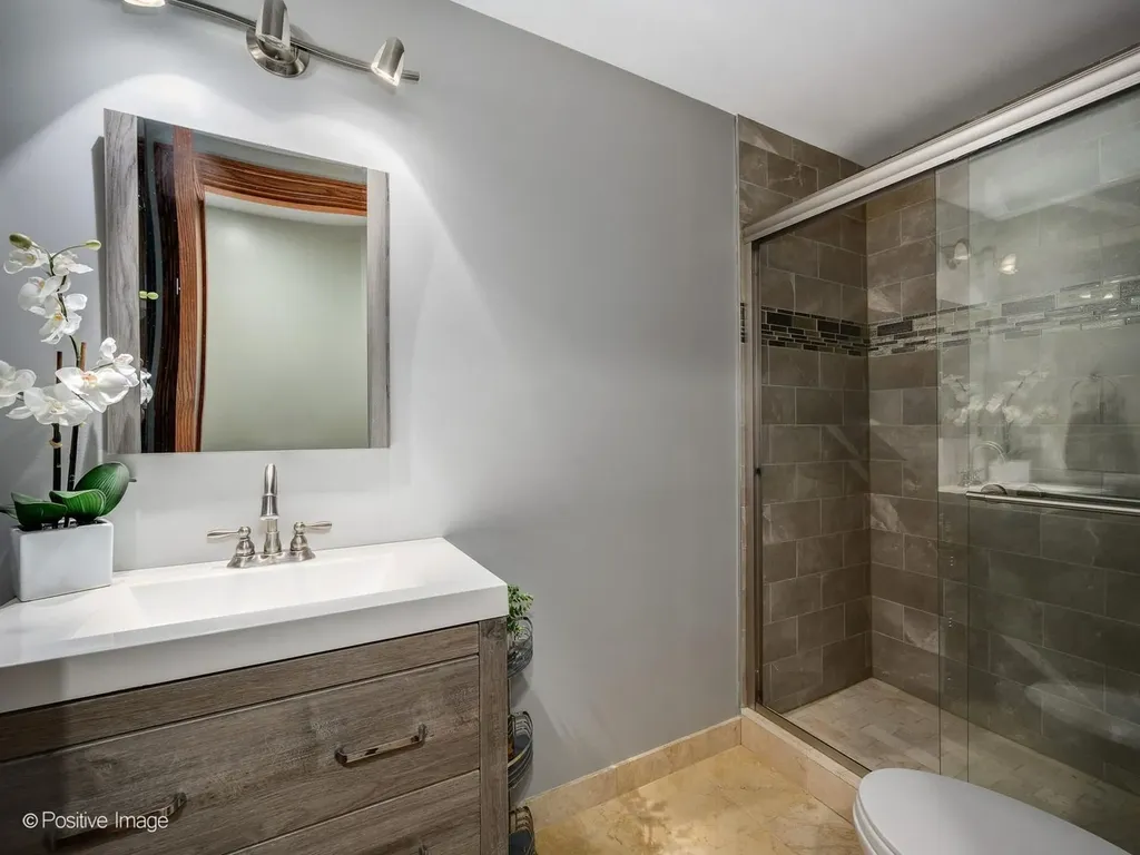 5125 Lunt Avenue Skokie IL 60077
