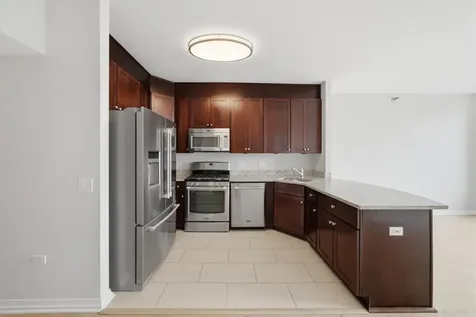 33 West Ontario Street Chicago IL 60654