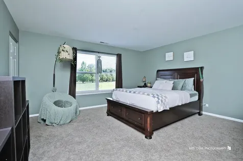 60 Arden Lane Round Lake IL 60073