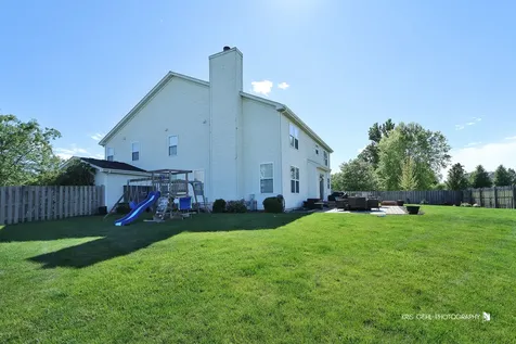 60 Arden Lane Round Lake IL 60073