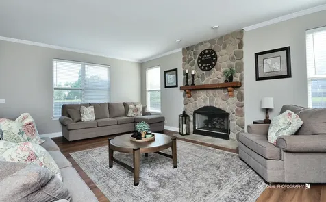 60 Arden Lane Round Lake IL 60073