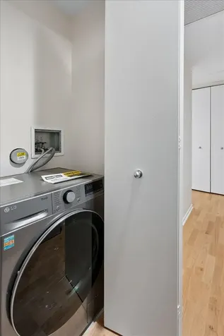 61 West 15th Street Chicago IL 60605