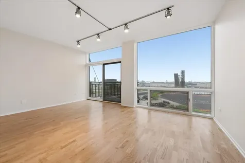 61 West 15th Street Chicago IL 60605