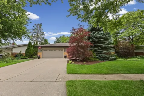 380 Pleasant Street Hoffman Estates IL 60169