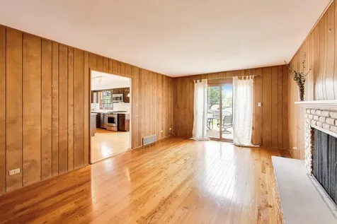 1626 East Barberry Lane Mount Prospect IL 60056