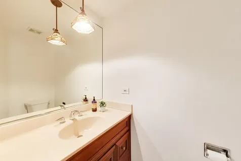 1626 East Barberry Lane Mount Prospect IL 60056