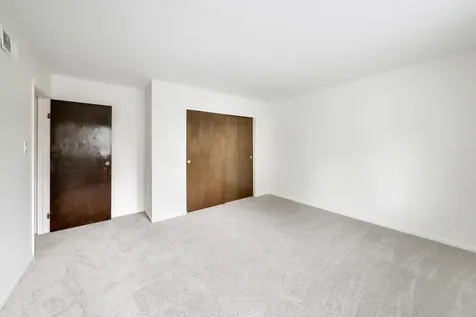 1626 East Barberry Lane Mount Prospect IL 60056
