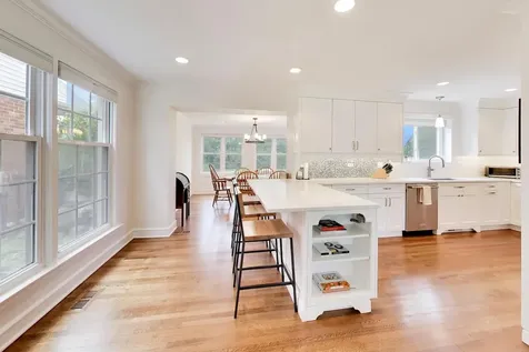 434 South Beverly Lane Arlington Heights IL 60005