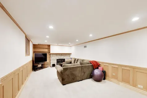 434 South Beverly Lane Arlington Heights IL 60005