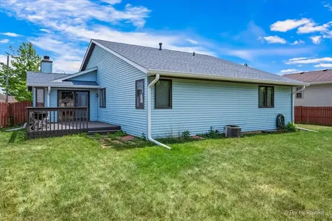 811 Arnold Avenue Rockford IL 61108