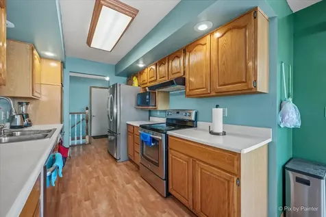 811 Arnold Avenue Rockford IL 61108